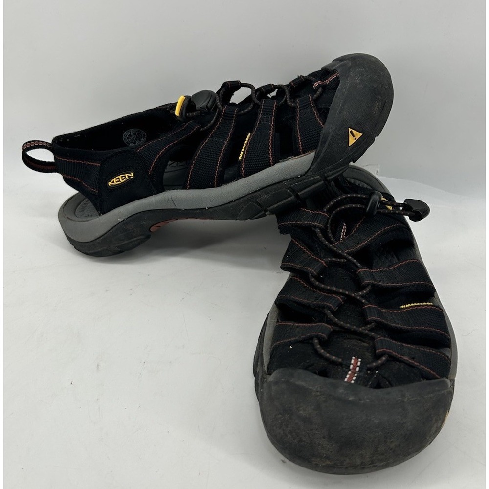 Keen Newport H2 Hiking Sandals Slip On Rubber Toe Black Men's Size 9